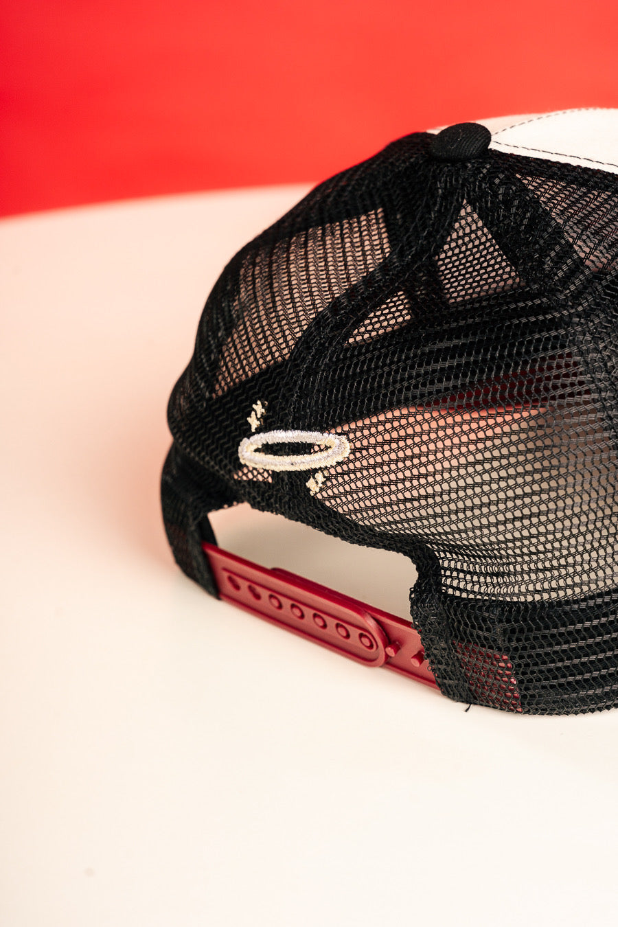 HH Trucker - Crimson
